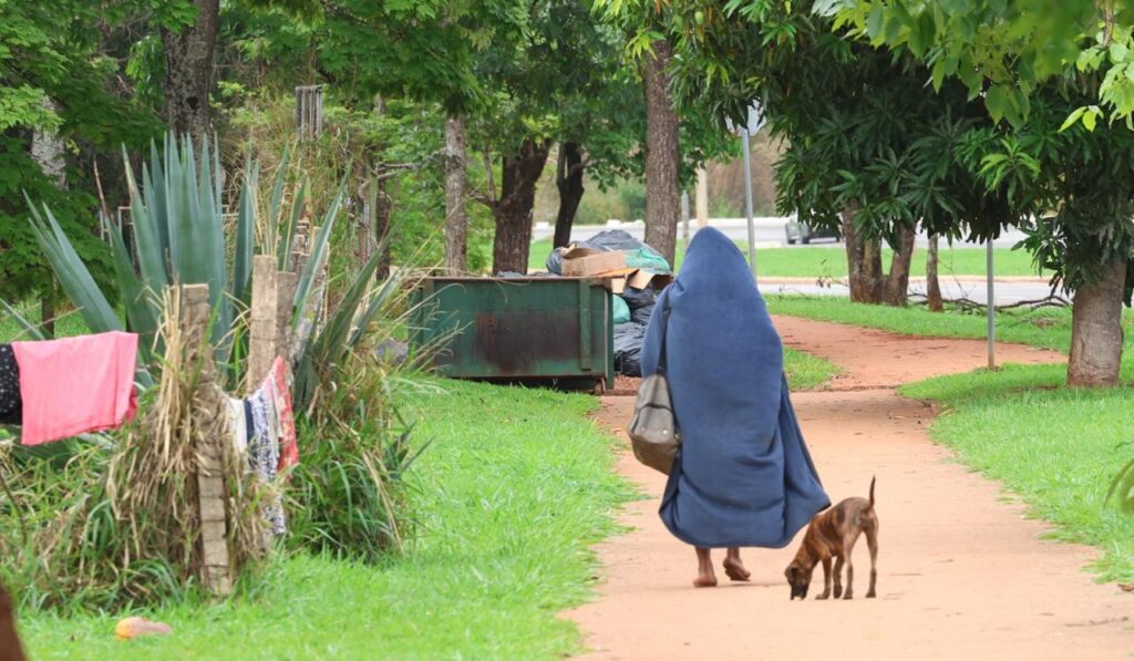IBGE prevê censo 2028 para população em situação de rua