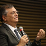 Dino critica autocontenção e defende STF: "Não somos inimigos