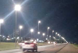Força-tarefa do GDF leva mutirão de iluminação a Samambaia