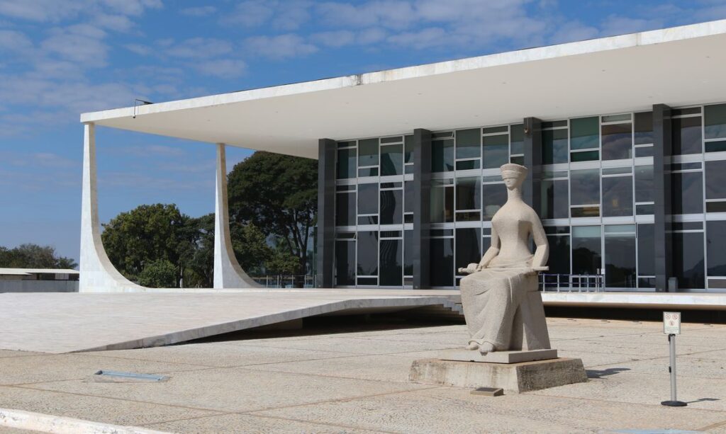 STF tende a validar PL da Dosimetria com alerta antidemocrático