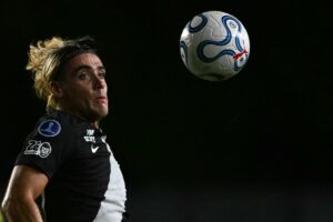Vasco perde de 3x0 no RJ e torcida ataca Renato Gaúcho