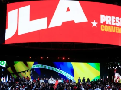 Convenção de Lula: criatividade e estilos variam entre apoiadores