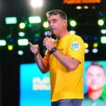 Flávio Bolsonaro afirma que aceitará resultado das urnas em 2026