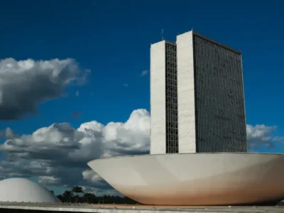 Estudo: Congresso forte, mas com regras informais e menos transparência