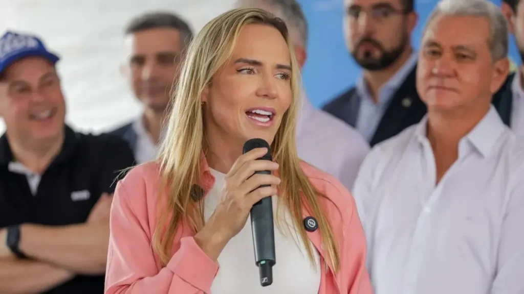 Celina Leão anuncia novo secretário de Educação após piora no Ideb do DF