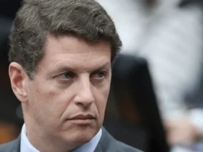 Salles troca suplente e ex-deputado do PL entra na chapa ao Senado
