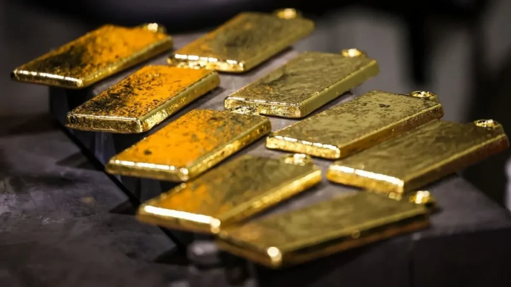 Ouro fecha em alta com foco no Fed, apesar do petróleo
