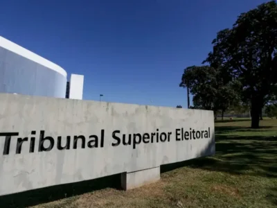 TSE suspende sistema após filiação indevida de Flávio Bolsonaro