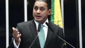 PF aponta ligações entre senador e ministro do STJ em caso no MA