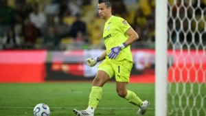 Flu vira sobre Palmeiras no fim, ajuda Fla e se aproxima do G4