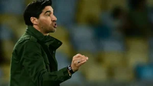Abel Ferreira admite má fase do Palmeiras após virada para o Fluminense